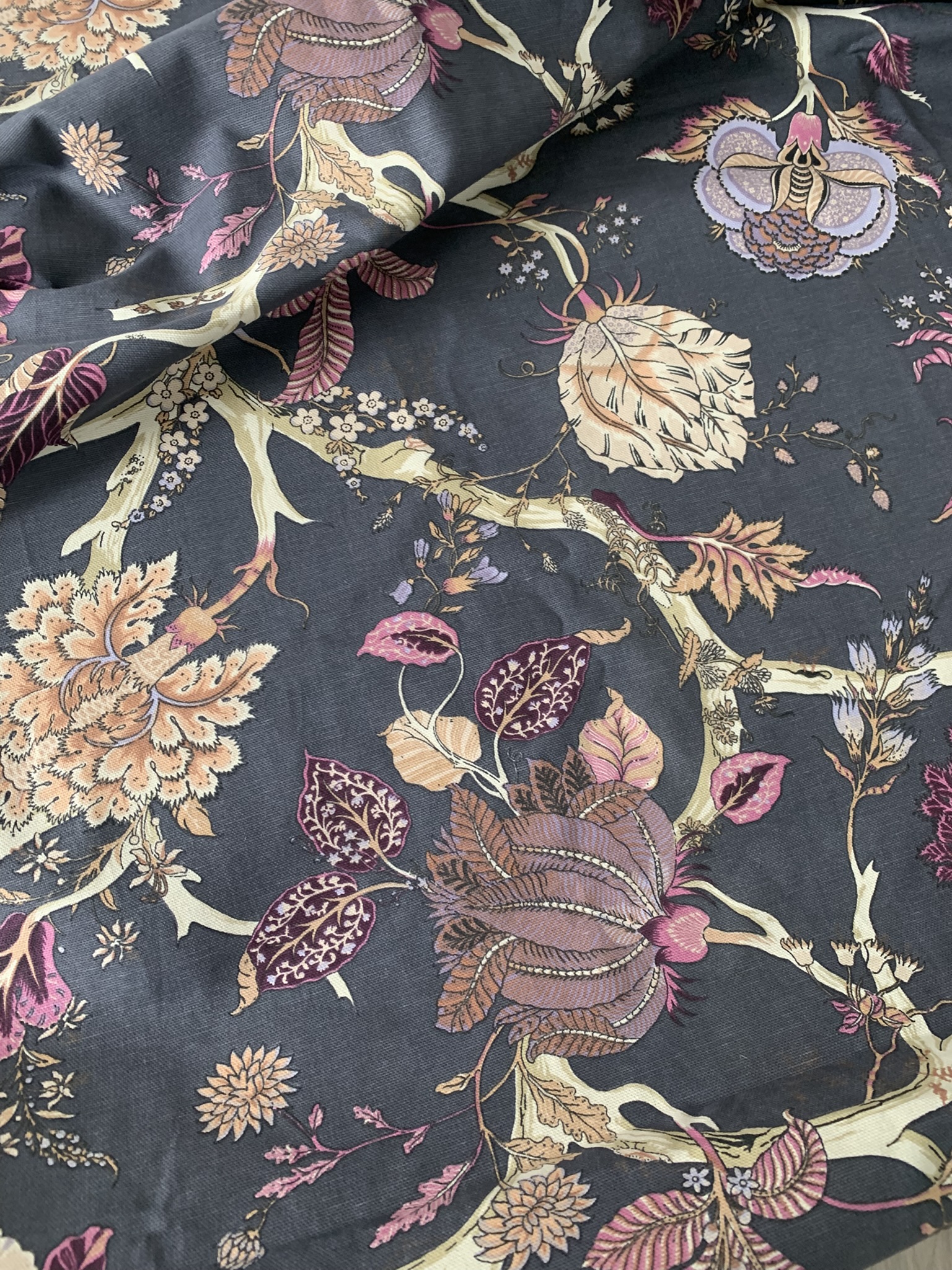 Tissu coton épais larges motifs floraux