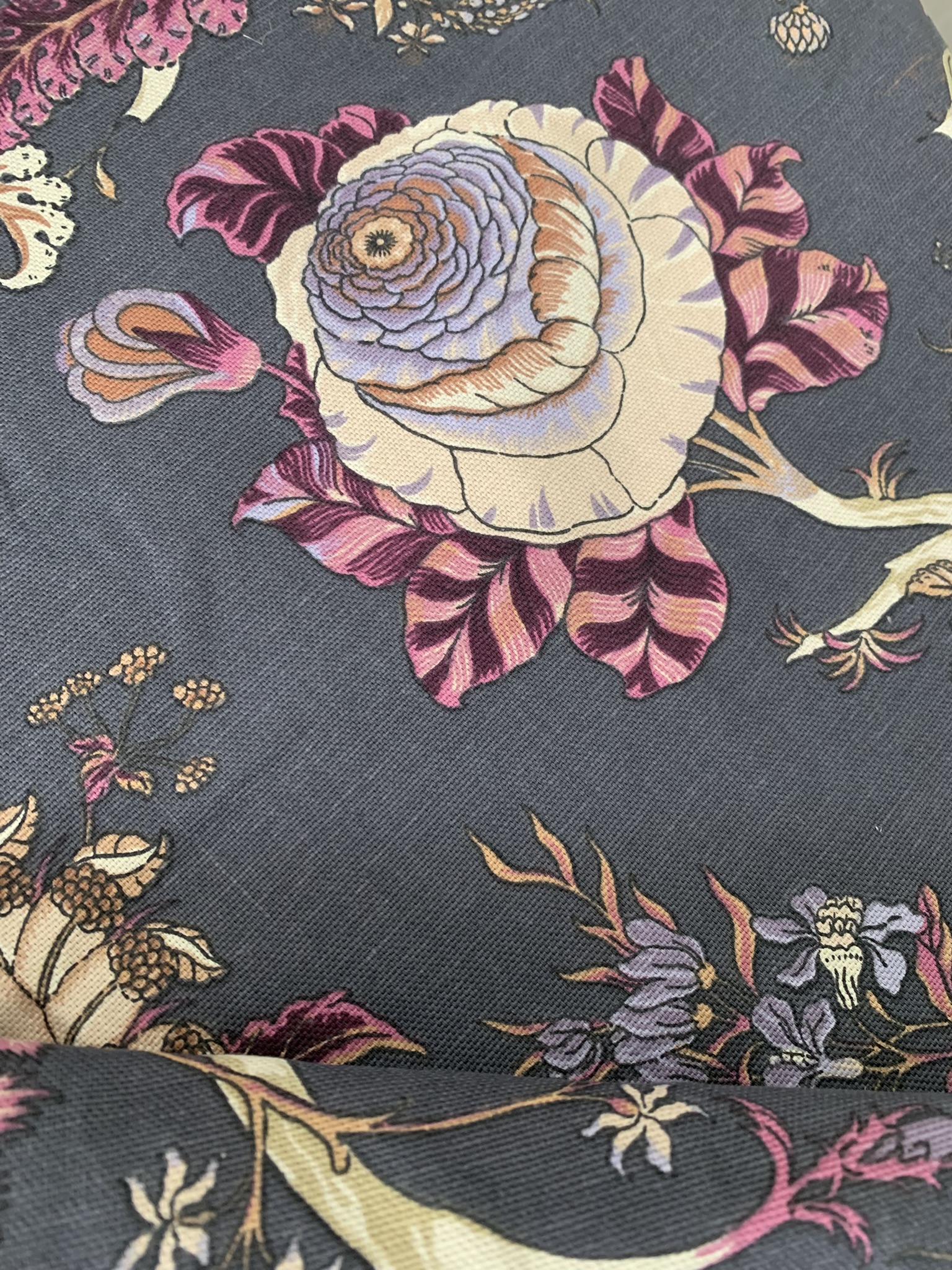 Tissu coton épais larges motifs floraux – Image 3
