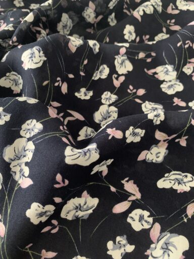 Tissu viscose mélangée marine – Image 2