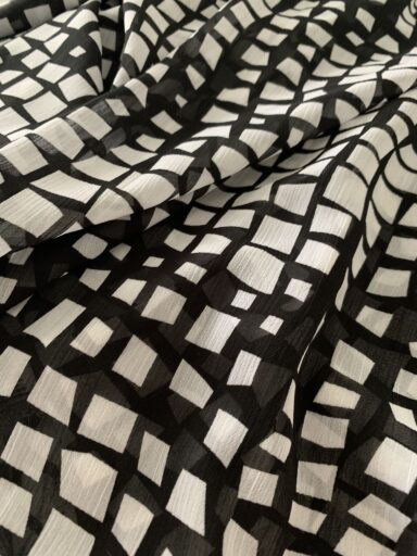 Tissu voile polyester graphique noir et blanc