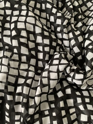Tissu voile polyester graphique noir et blanc – Image 3