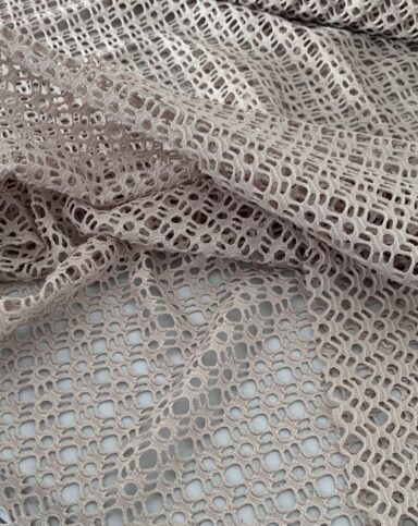 Tissu ajouré mesh stretch beige – Image 2