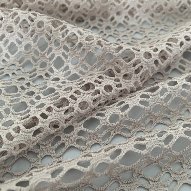 Tissu ajouré mesh stretch beige
