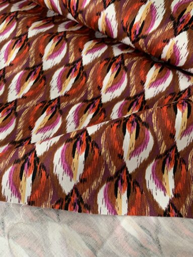 Tissu satin de coton pétales colorés – Image 3