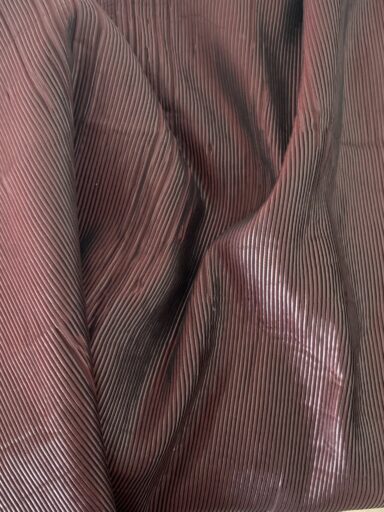 Tissu plissé élasthanne bordeaux – Image 4