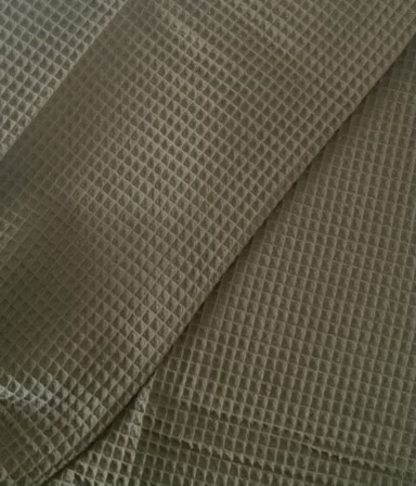 Tissu nid d'abeille kaki – Image 2