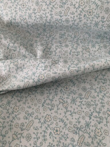 Tissu flanelle bleu motifs floraux – Image 3