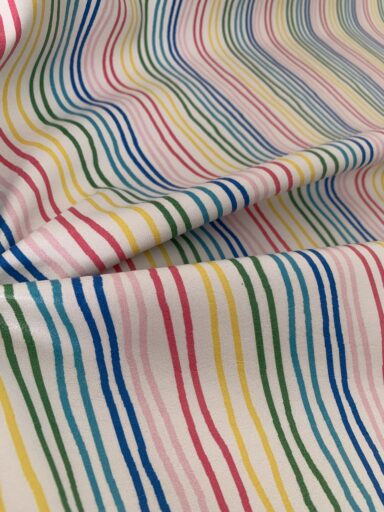 Tissu simili cuir souple imprimé rayures dansantes – Image 4