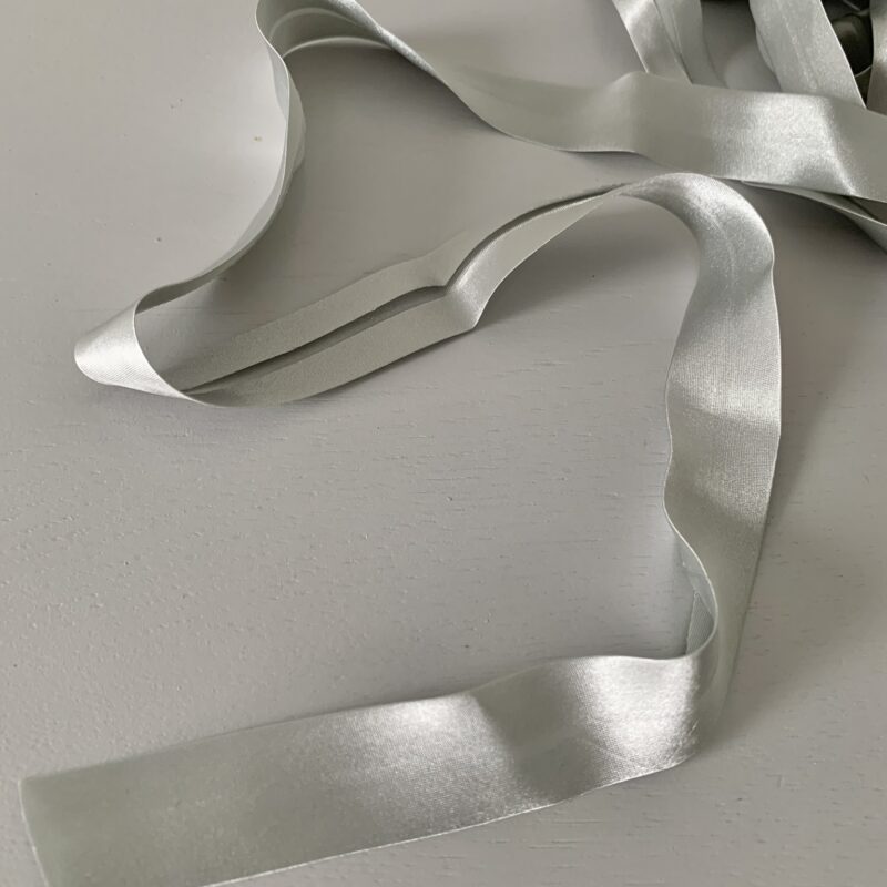 Biais satin 20mm argenté