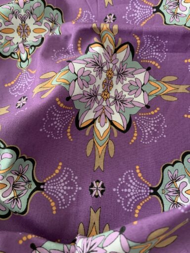 Tissu coton Gütermann mandala violet – Image 3