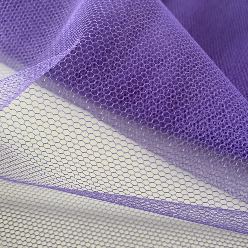 Tissu tulle violet