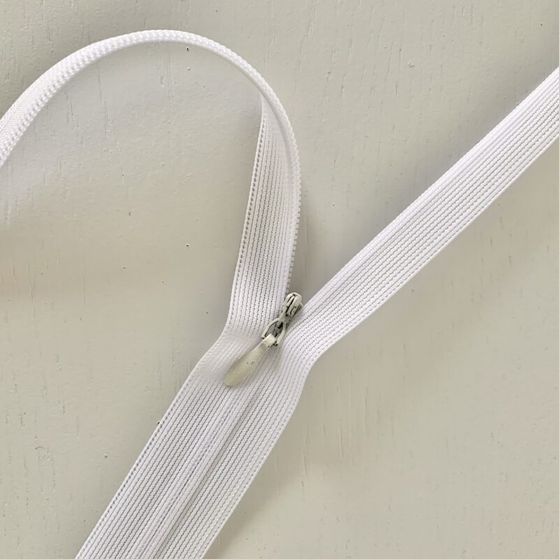 Fermeture à glissière invisible blanche 24 cm