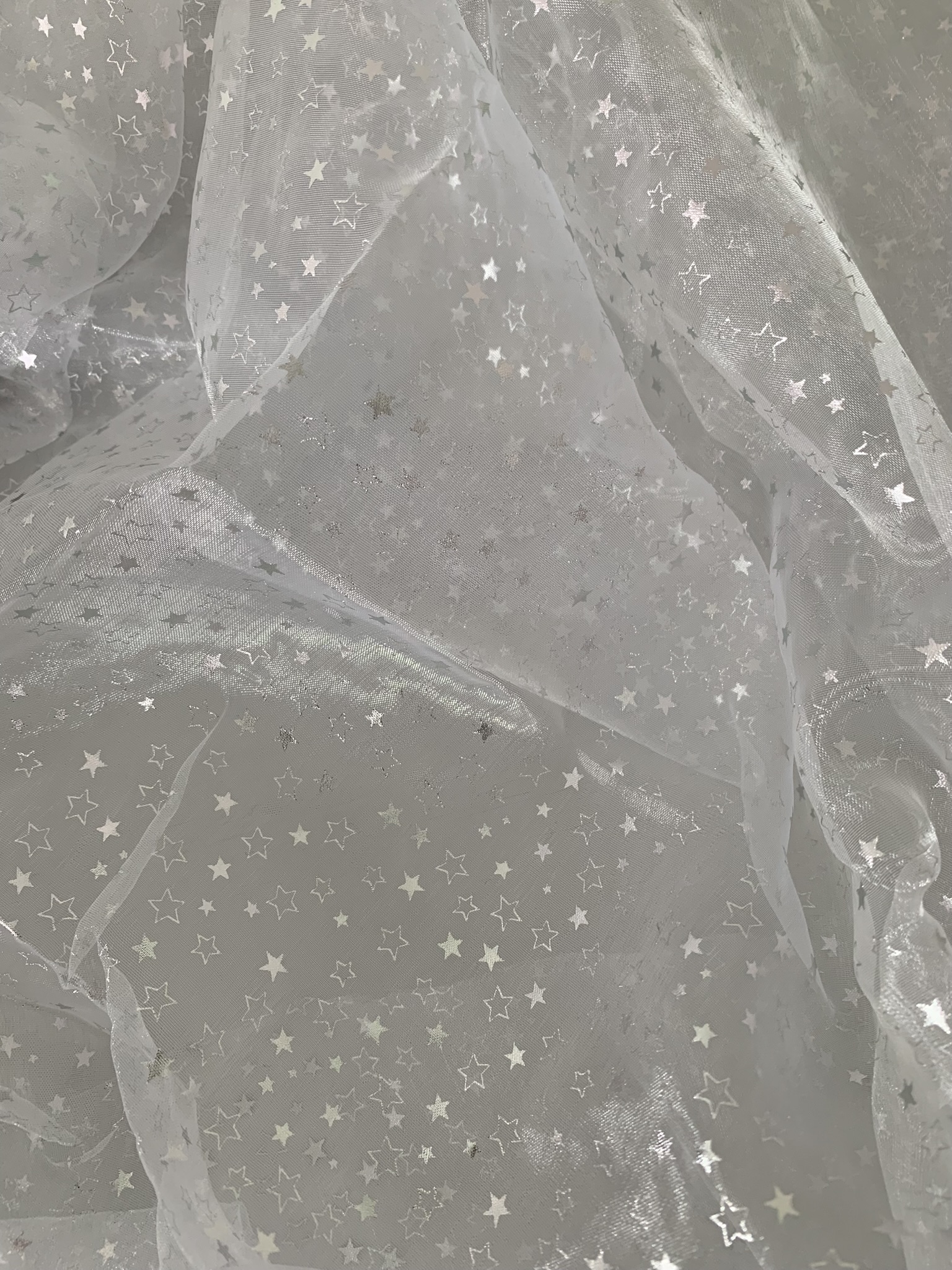 Tissu voile transparent étoiles argentées – Image 4