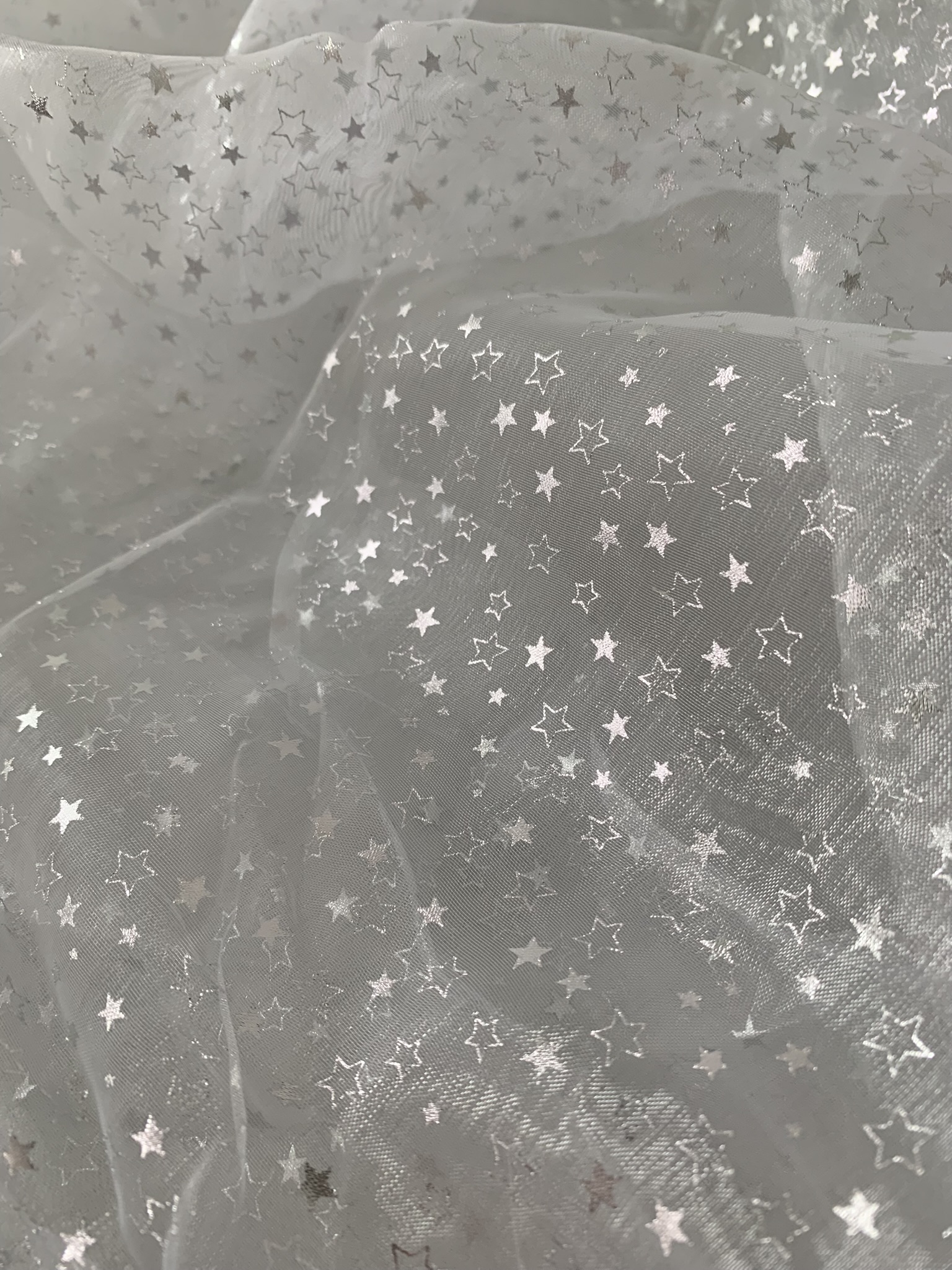 Tissu voile transparent étoiles argentées – Image 2