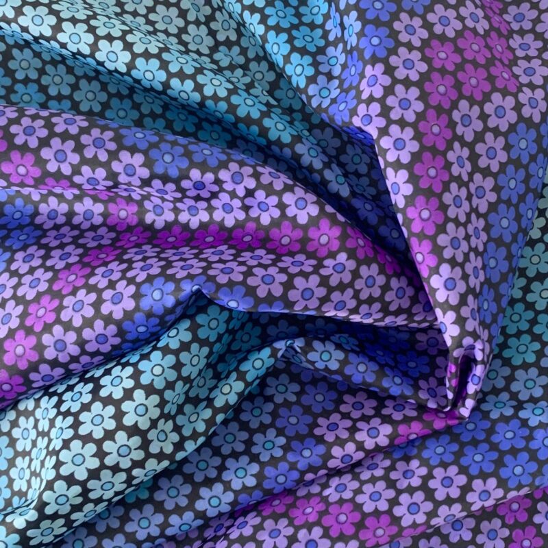 Tissu doublure synthétique motifs fleurs