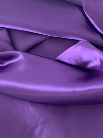 Tissu doublure satin violet