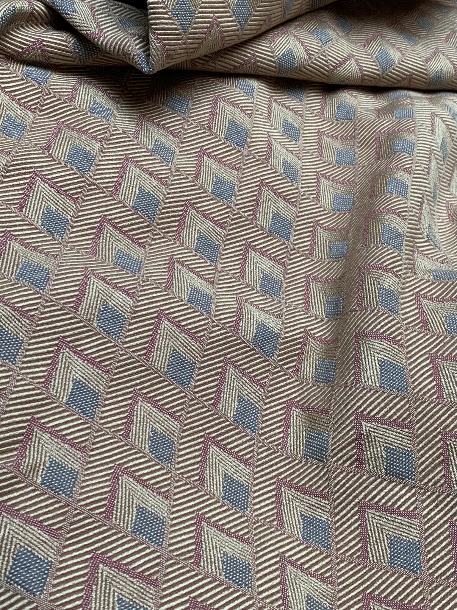 Tissu ameublement jacquard losange bronze – Image 5