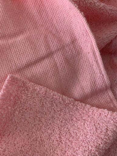 Tissu éponge une face bouclette rose – Image 4