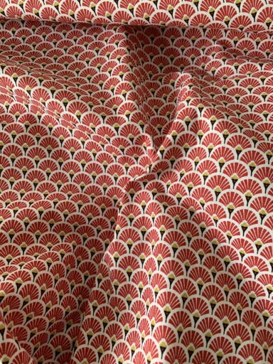 Tissu coton motifs éventail rouge