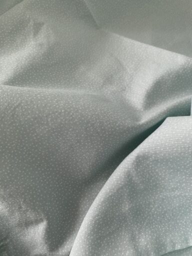 Tissu coton menthe pois blancs – Image 4