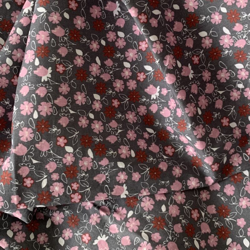 Tissu coton imprimé fleurs roses