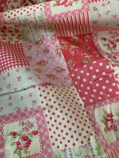 Tissu coton imprimé patchwork romantique – Image 5