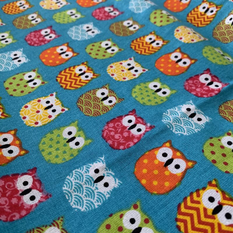 Tissu coton imprimé chouettes multicolores